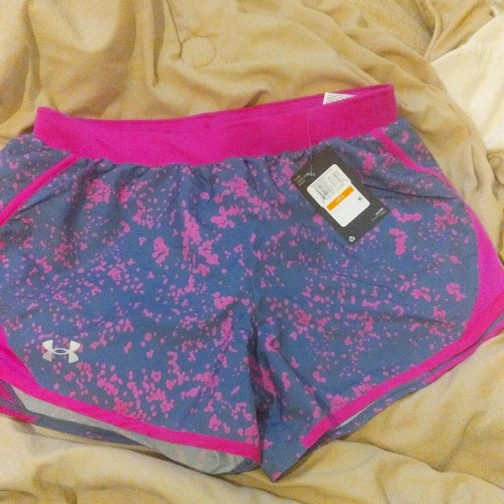 NWT Women's Under Armour Running Shorts NEW never worn
